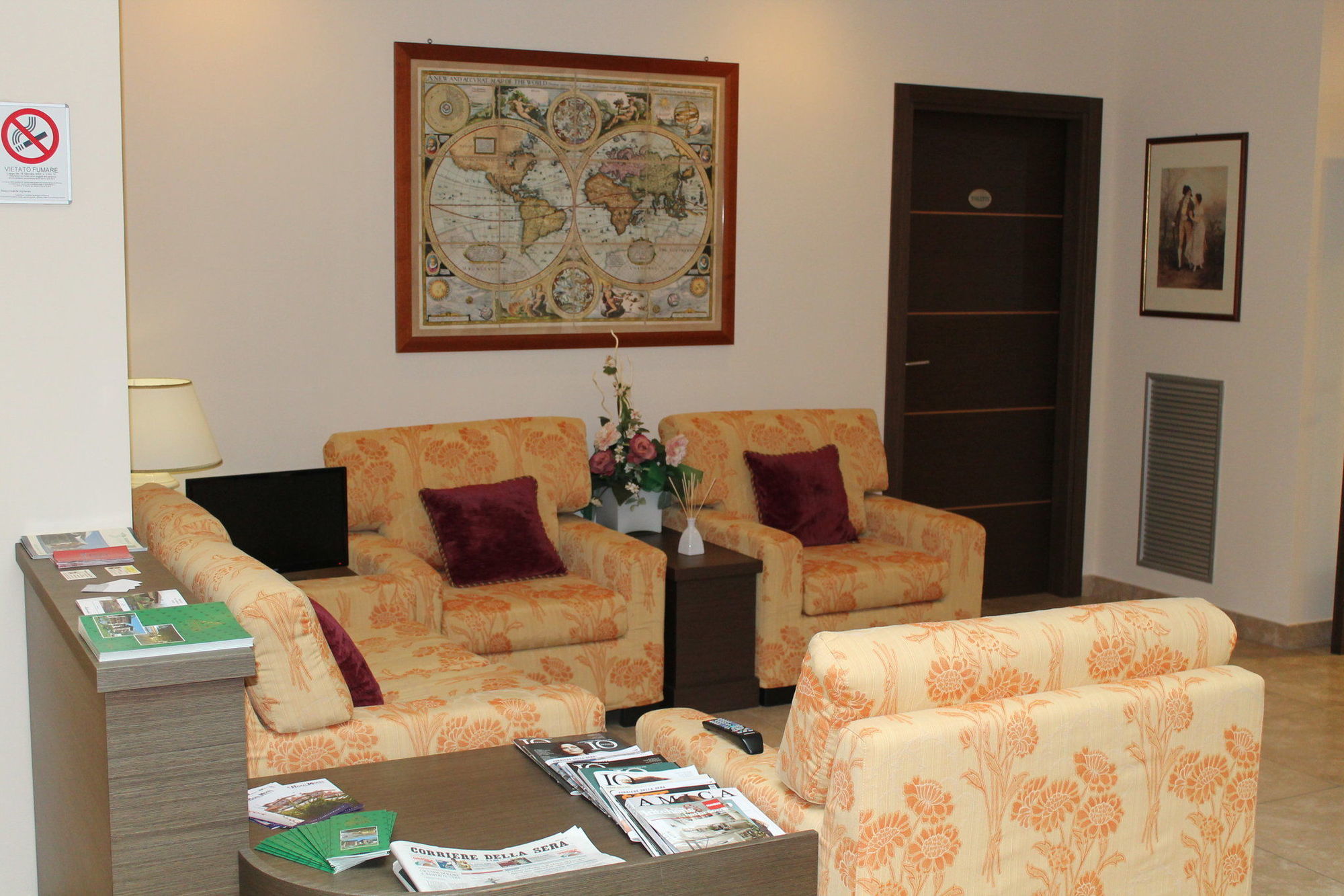Elysium Hotel Raya Mediglia Exteriér fotografie